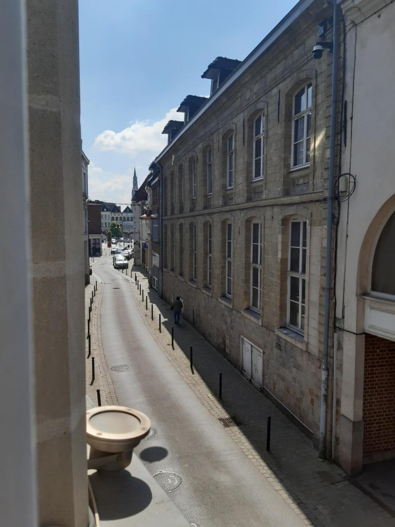 Spacieux Et Cosy Duplex Centre Historique - 2 Chambres - Transport Facile ヴァランシエンヌ エクステリア 写真