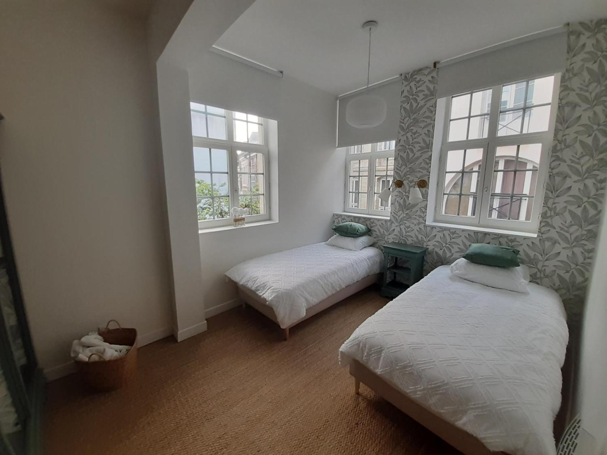 Spacieux Et Cosy Duplex Centre Historique - 2 Chambres - Transport Facile ヴァランシエンヌ エクステリア 写真
