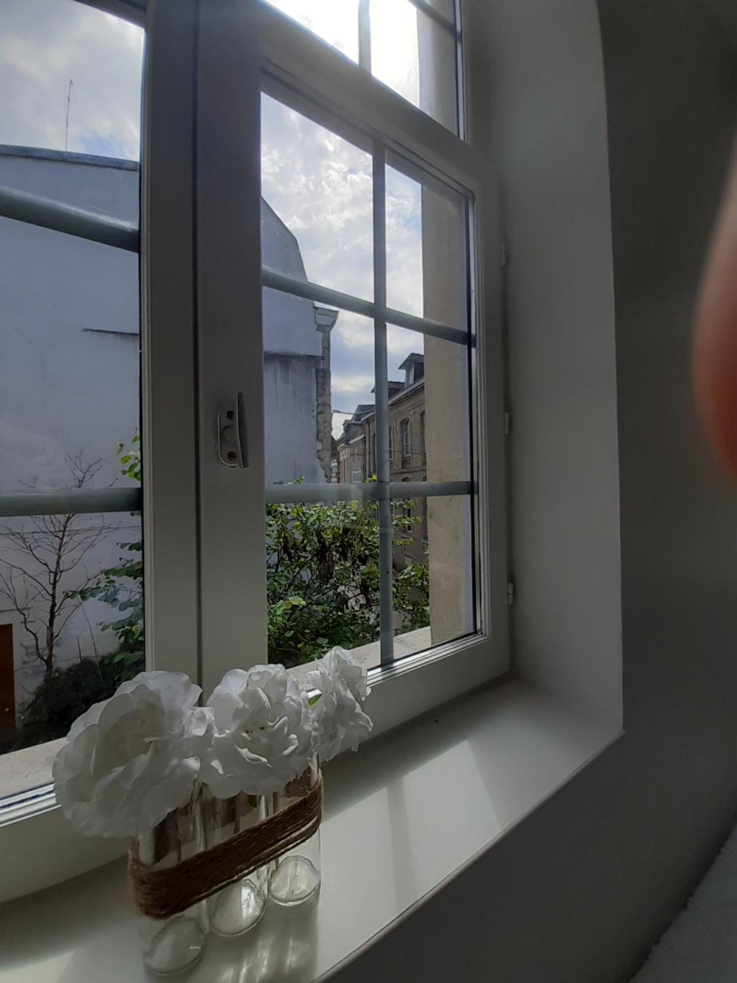 Spacieux Et Cosy Duplex Centre Historique - 2 Chambres - Transport Facile ヴァランシエンヌ エクステリア 写真