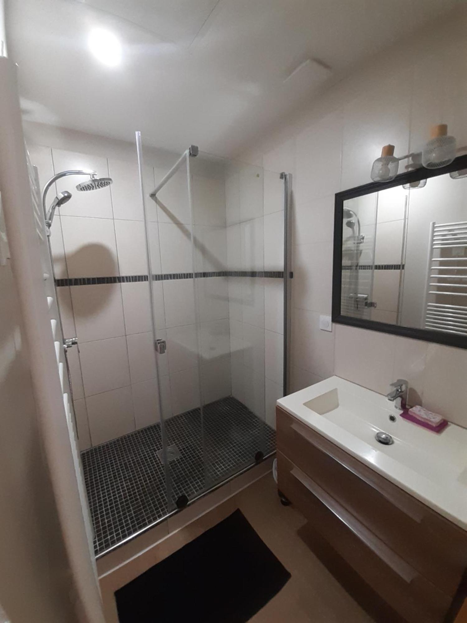 Spacieux Et Cosy Duplex Centre Historique - 2 Chambres - Transport Facile ヴァランシエンヌ エクステリア 写真